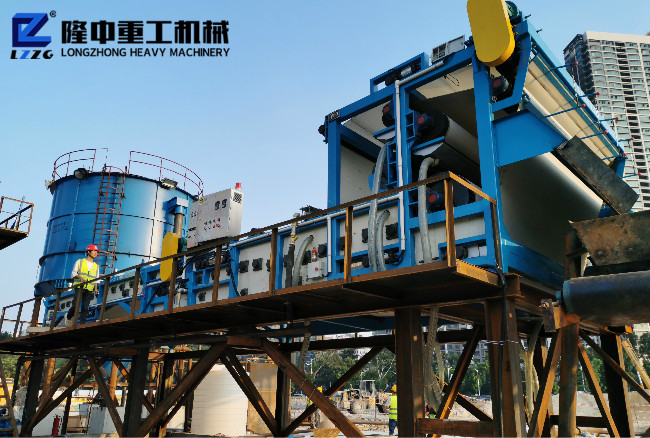 帶式污泥壓濾機(jī).jpg
